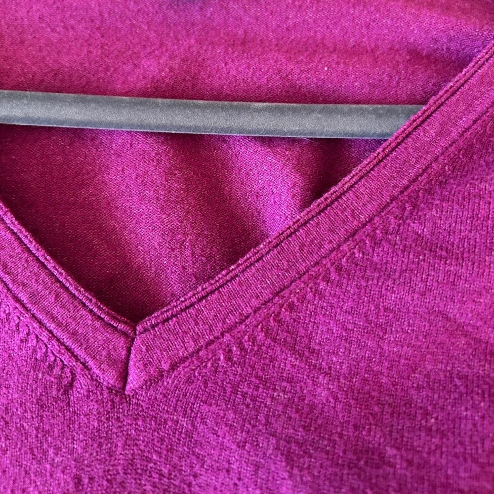 Chico's Womens Sweater Magenta Sz 3 XL Office Chic Stretch Minimalist Classic - Picture 6 of 6